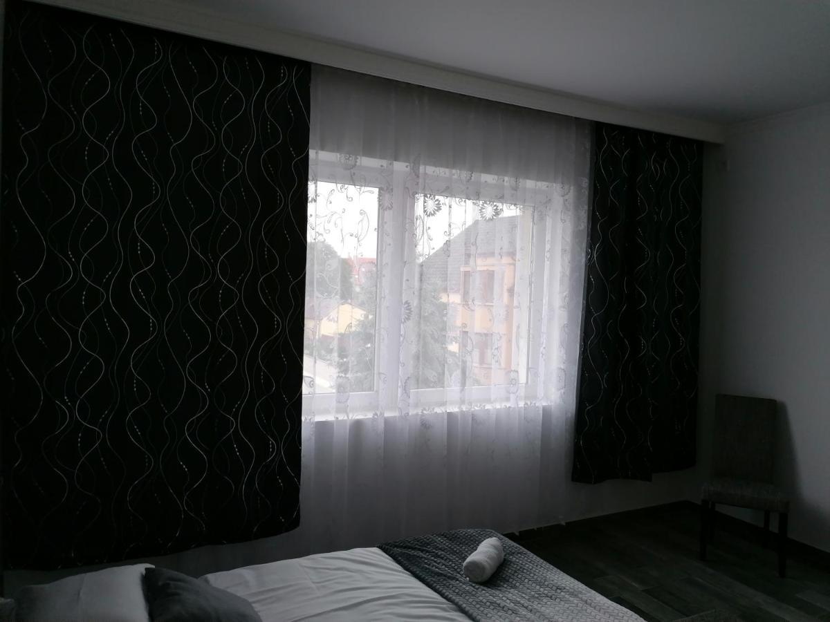 Napfény Szállás Szeged Exterior foto